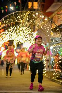 BIB: 18483
                            <button type="button" onclick="openModal(24742918)" class="btn btn-primary btn-sm float-right btn-popup" data-toggle="modal" data-target=".modal-high-quality">
                        <i class="fas fa-shopping-cart"></i> Add to Cart
                    </button>
                                            <button type="button" onclick="isThisMe(24742918, true)" class="btn btn-success btn-sm float-right btn-popup btn-isme hidden" data-toggle="tooltip" data-placement="bottom" title="นี่คือรูปของคุณใช่ไหม คลิกที่นี่เพื่อเอาเข้าอัลบั้ม">
                        <i class="fas fa-plus"></i> Add to album
                    </button>
                    <button type="button" onclick="isThisMe(24742918, false)" class="btn btn-warning btn-sm float-right btn-popup btn-isnotme hidden">
                        <i class="fas fa-ban"></i> Remove from album
                    </button>